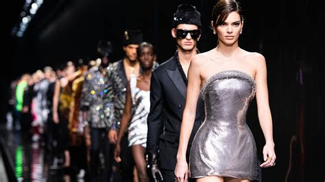 desfile versace 2020|versace fashion show 2020.